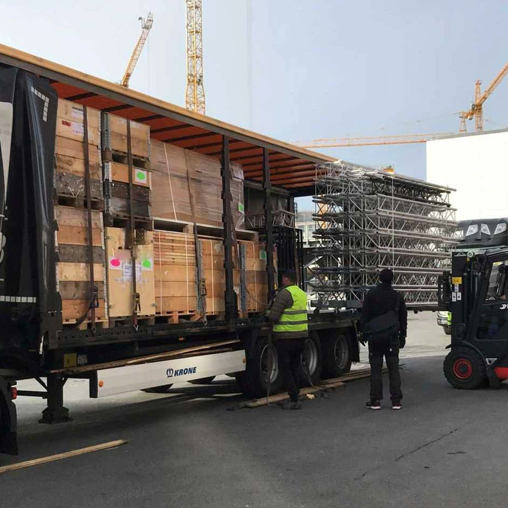 Gods har lastats med truck
